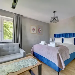  Hotel apartamentowy Lion Apartments - Villa Smolna 1